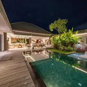 Bima - 3 Bedroom In Villa Seminyak (Bali)